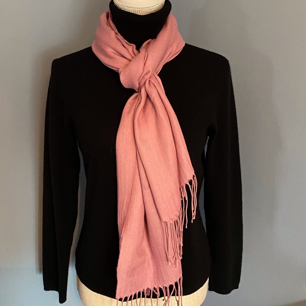 Rose Rectangular Scarf - Picture 2 of 6